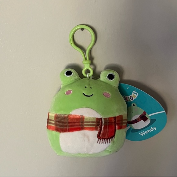 Squishmallows Other - NWT 3.5” Wendy the Frog Squishmallow Clip